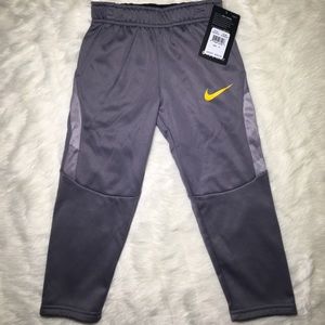 Nike Bottoms - **LOWEST OFFER** NWT Nike sweatpants Nike Bottoms - **LOWEST OFFER** NWT Nike sweatpants